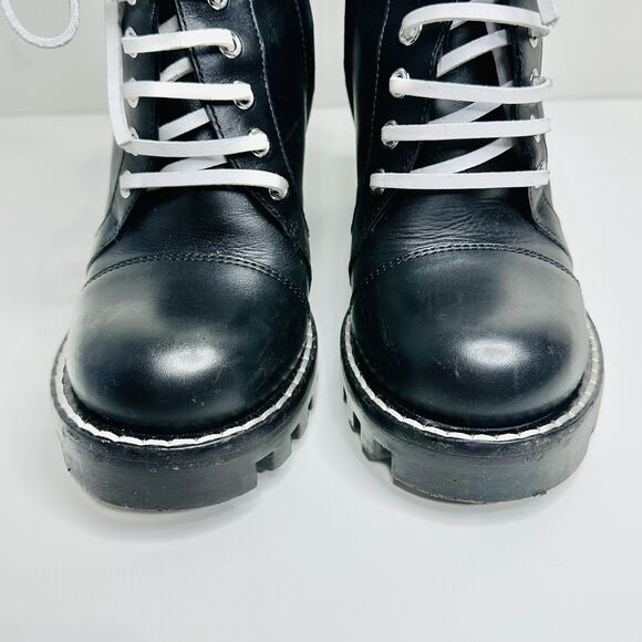 Louis Vuitton Star Trail Logo 37/ US 7 Lace up Ankle Boots Black Leather - Picture 4 of 10